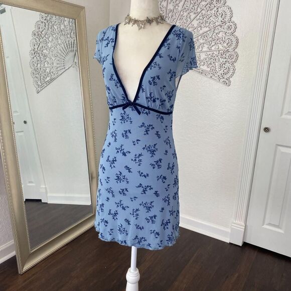 Motel Light Dark Blue Whimsygoth Crushed Velvet Floral Mini Mesh Dress S - Picture 4 of 7